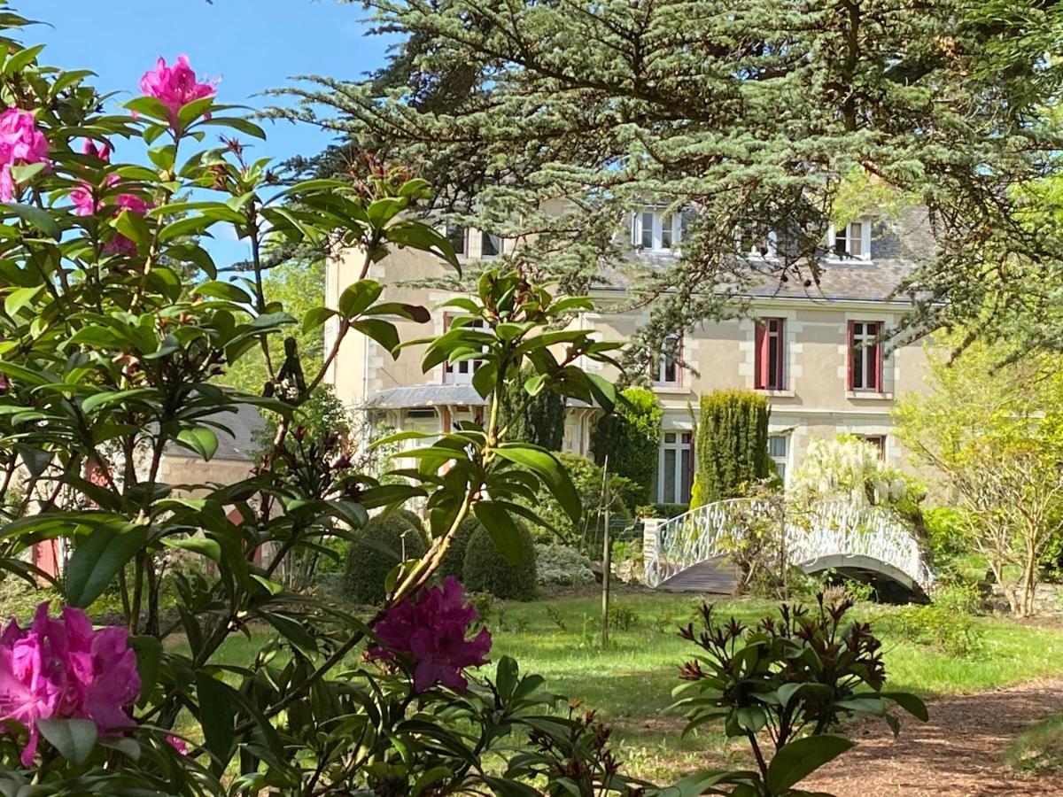 Le Moulin De Francueil Bed and Breakfast Εξωτερικό φωτογραφία
